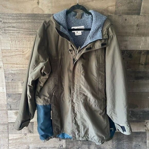 Columbia Full Zip multicolor size L Jacket  Good Condition colorblock fleece - Picture 1 of 6